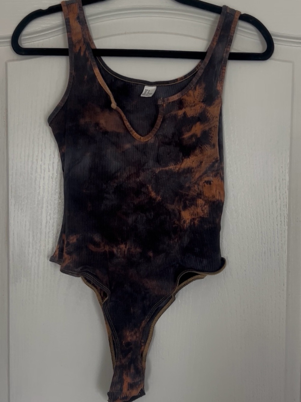 Source Unknown Tie-Dye Ribbed Bodysuit - Black & Brown
